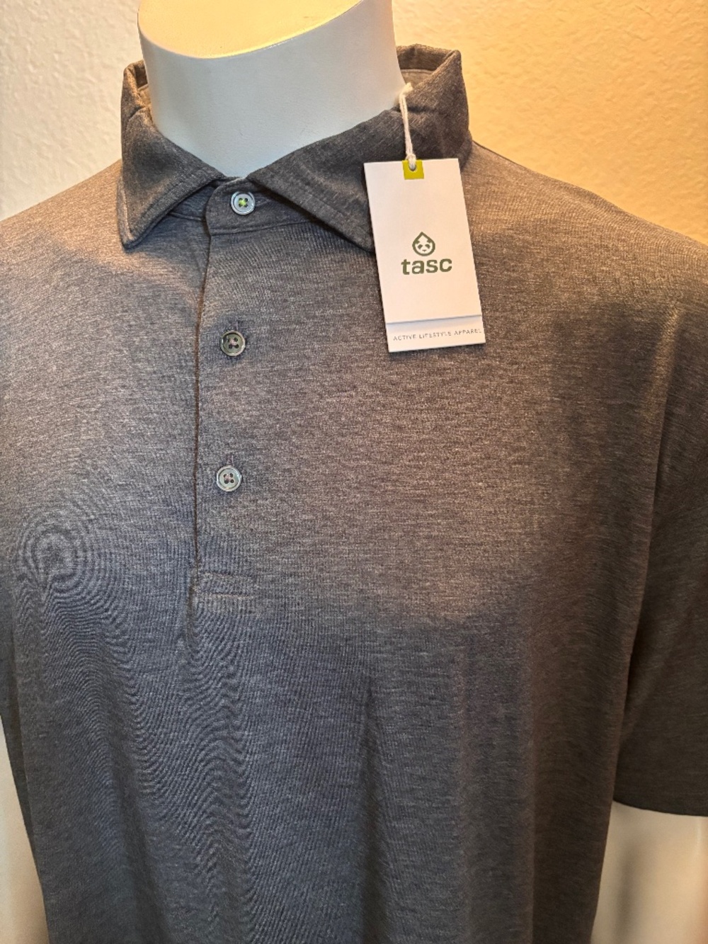 NWT mens $88 XXL TASC Cloud polo black heather